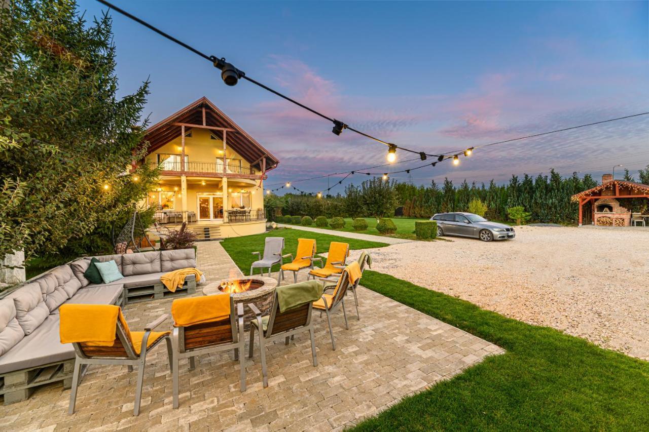 Orchard Villa 브라쇼브 외부 사진