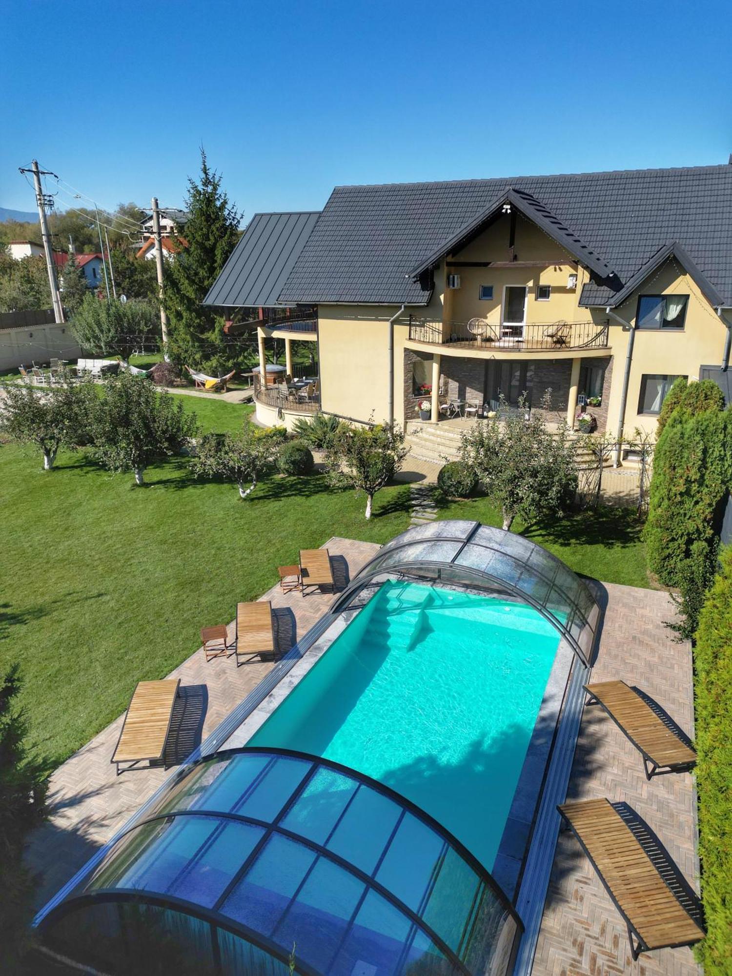 Orchard Villa 브라쇼브 외부 사진